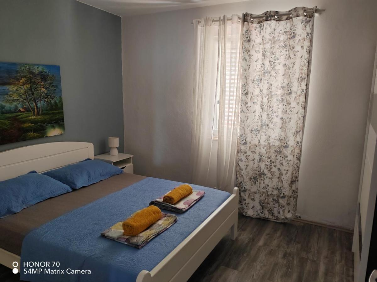 Sea View Apartment Sunrise Poljica & Blue Lagoon Rent A Boat Exterior photo
